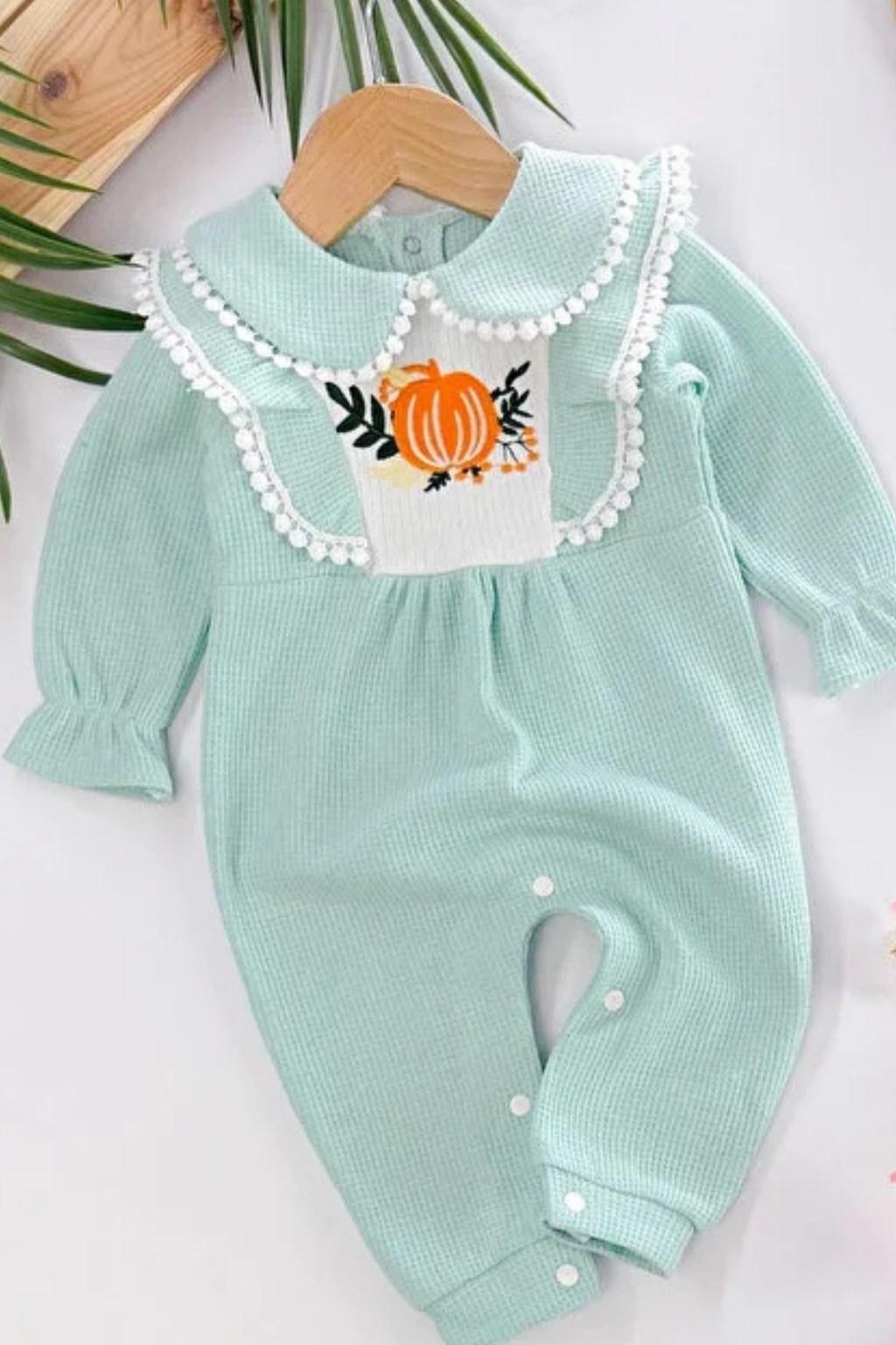 Mint Yeşili Kabartma Dokulu Kız Bebek Tulum 0-12 Ay