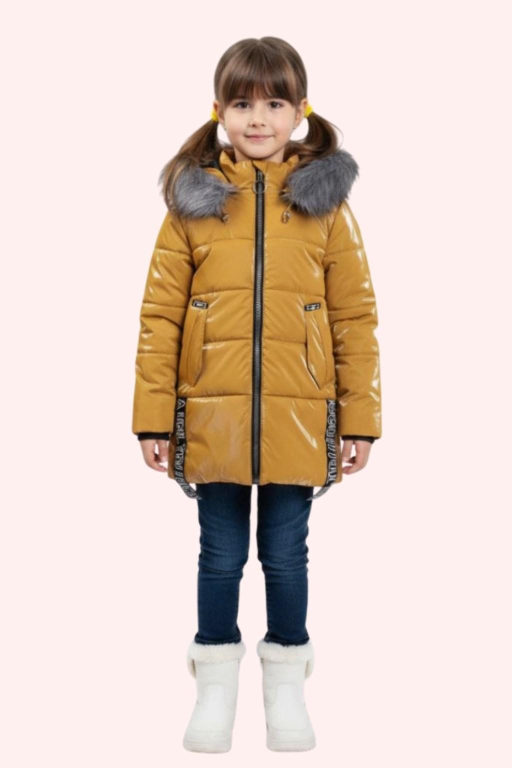 Parlak Kapüşonlu Kürk Yakalı Kız Çocuk Şişme Mont – Hardal (6-9 Yaş)