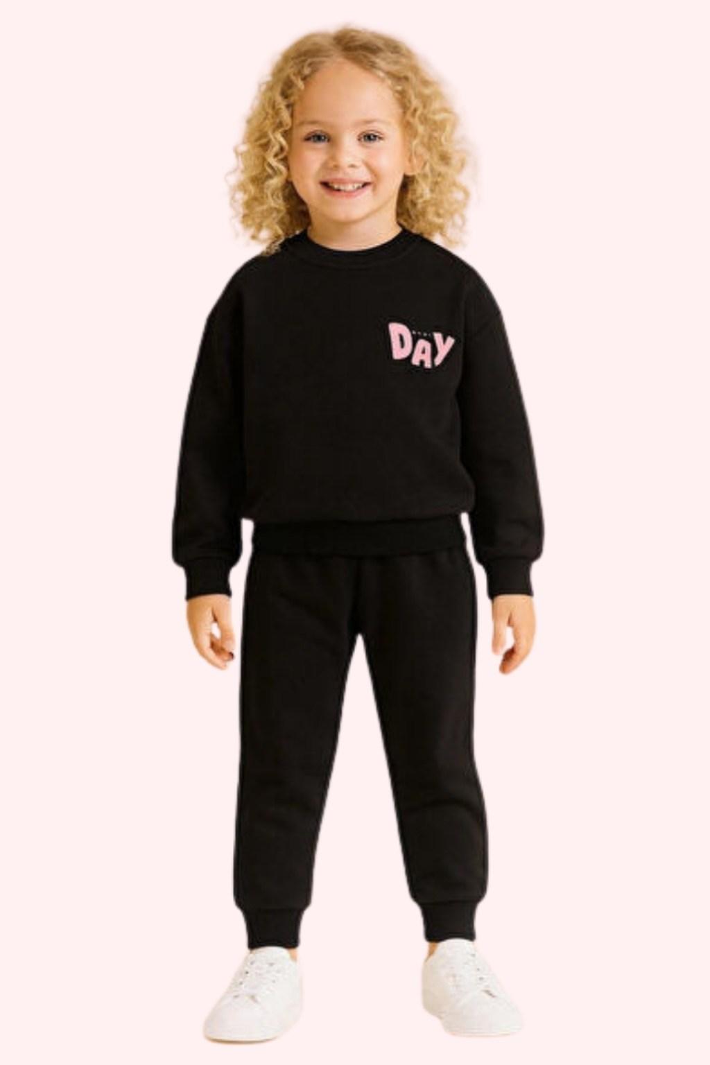 DAY Baskılı Kız Çocuk Eşofman Takımı – Siyah (1-5 Yaş)