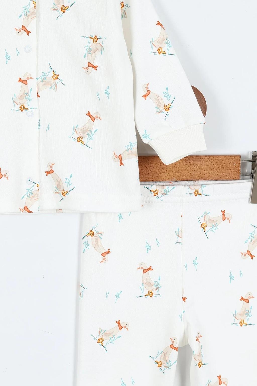 1-3 Yaş Önden Çıtçıtlı Desenli 2’li Pijama Takımı