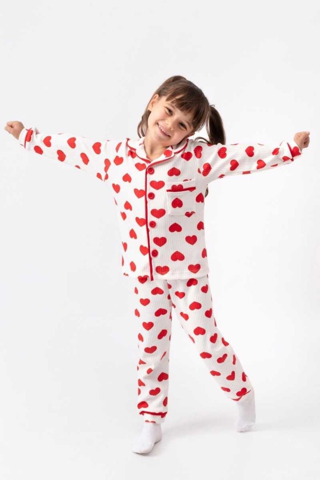 Kız Çocuk Kalp Desenli Pijama Takımı (2-6 Yaş)