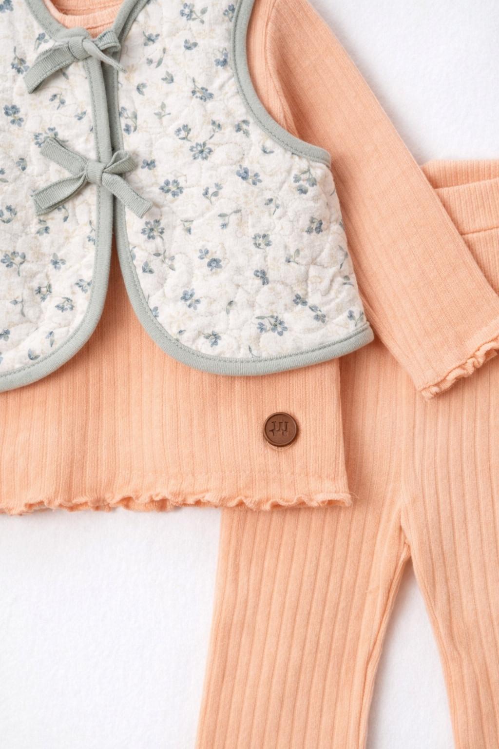 Kız Bebek 3’lü Takım – Yelekli Desenli (9-24 Ay)